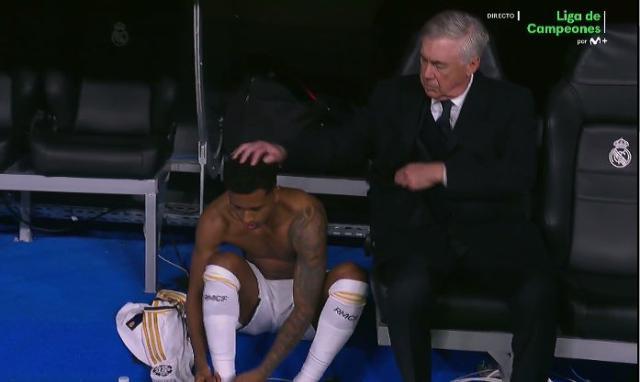 世界冠军赛-真会说！安帅自我调侃：半场时应该把教练换下去